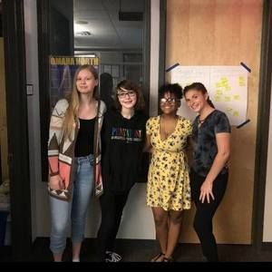 Meet your Posher, Alyson